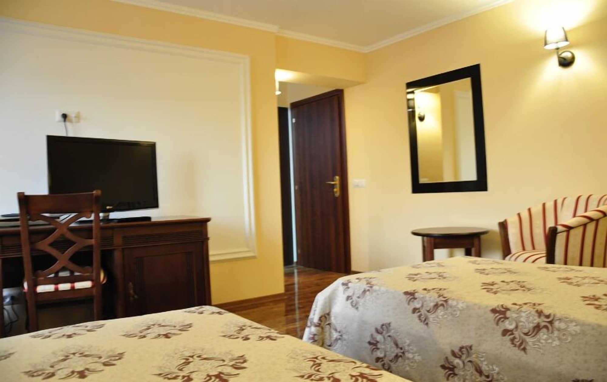 Vigo Grand Hotel Ploeszti Zewnętrze zdjęcie