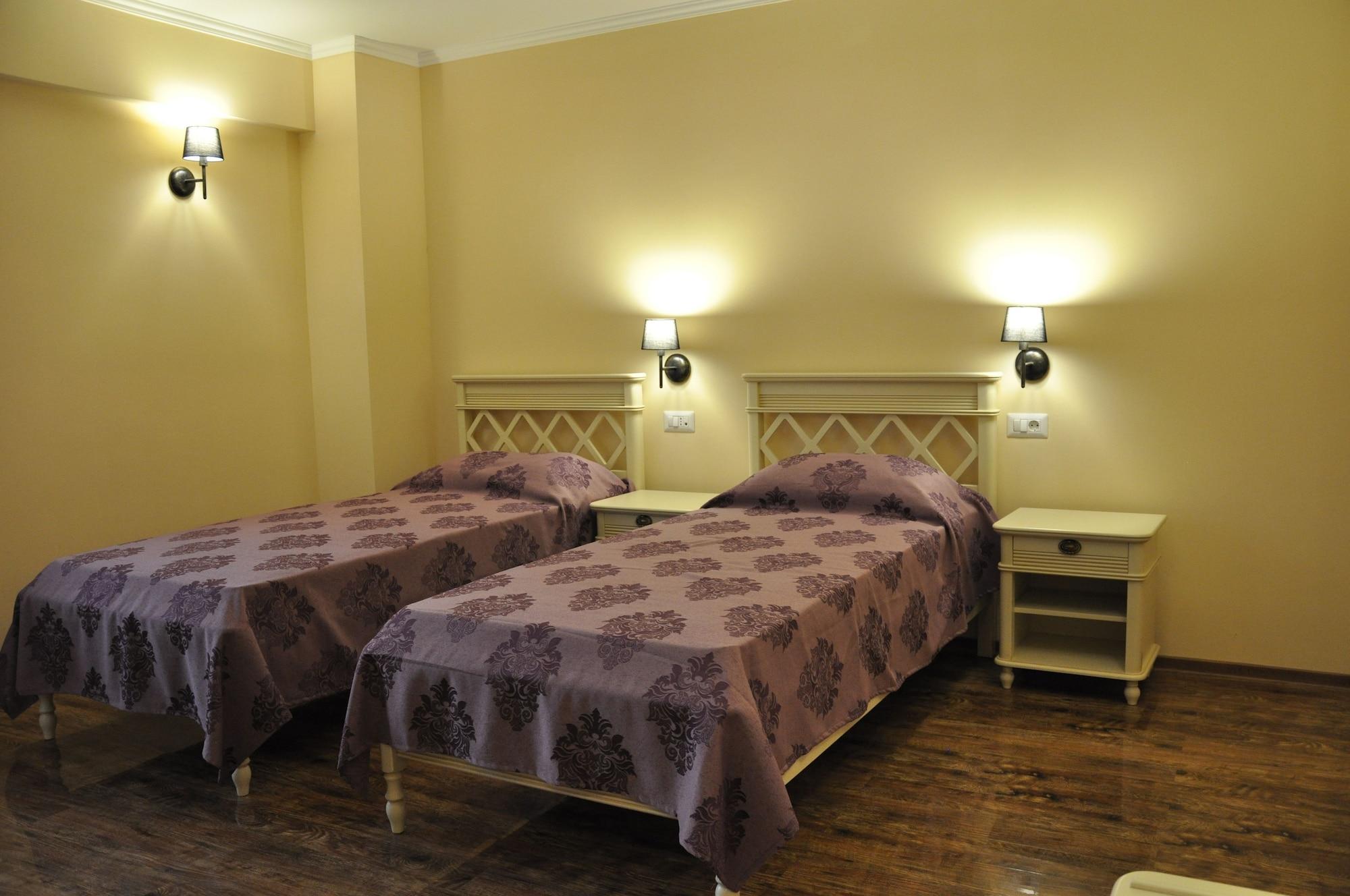 Vigo Grand Hotel Ploeszti Zewnętrze zdjęcie