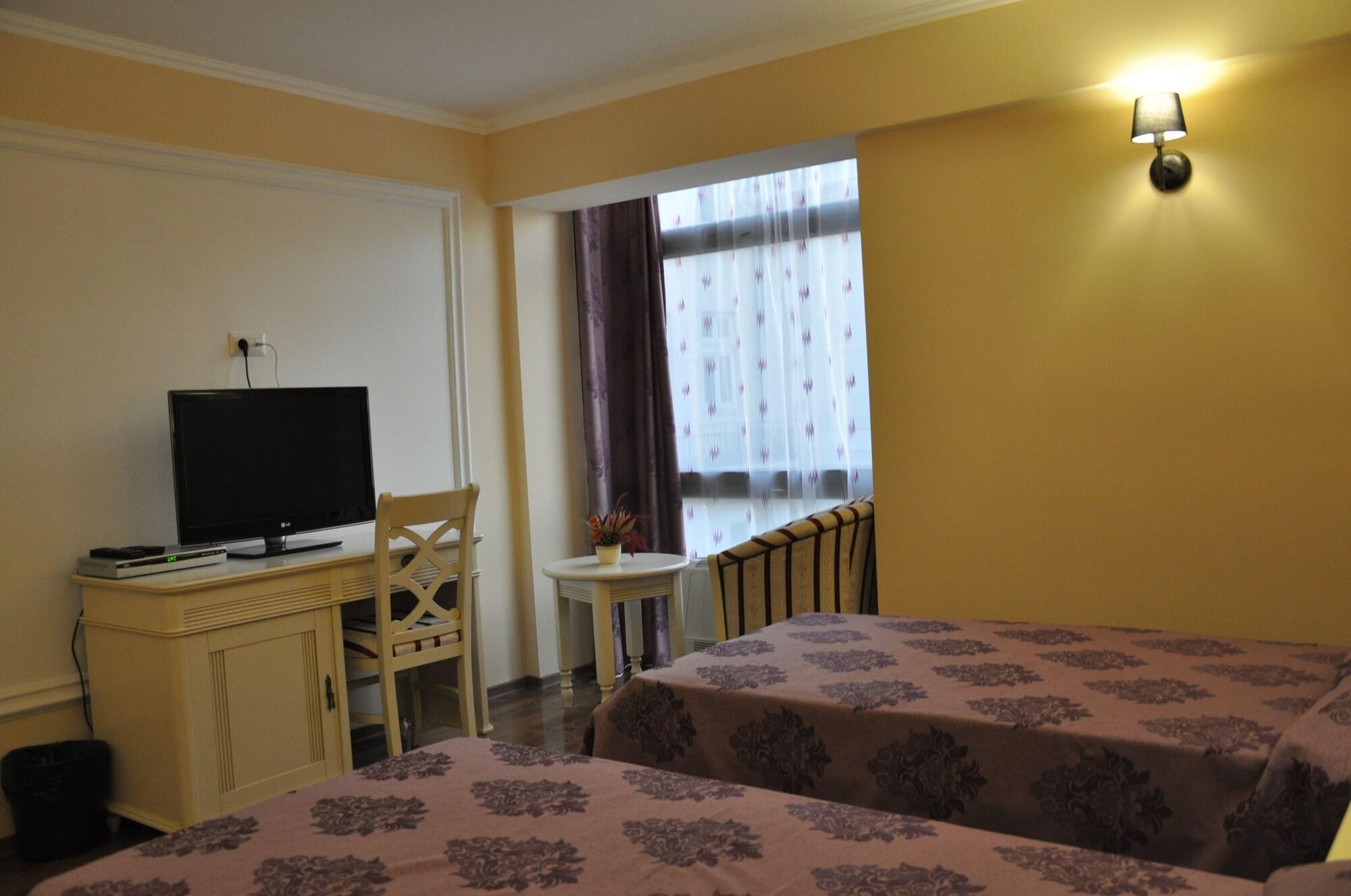 Vigo Grand Hotel Ploeszti Zewnętrze zdjęcie