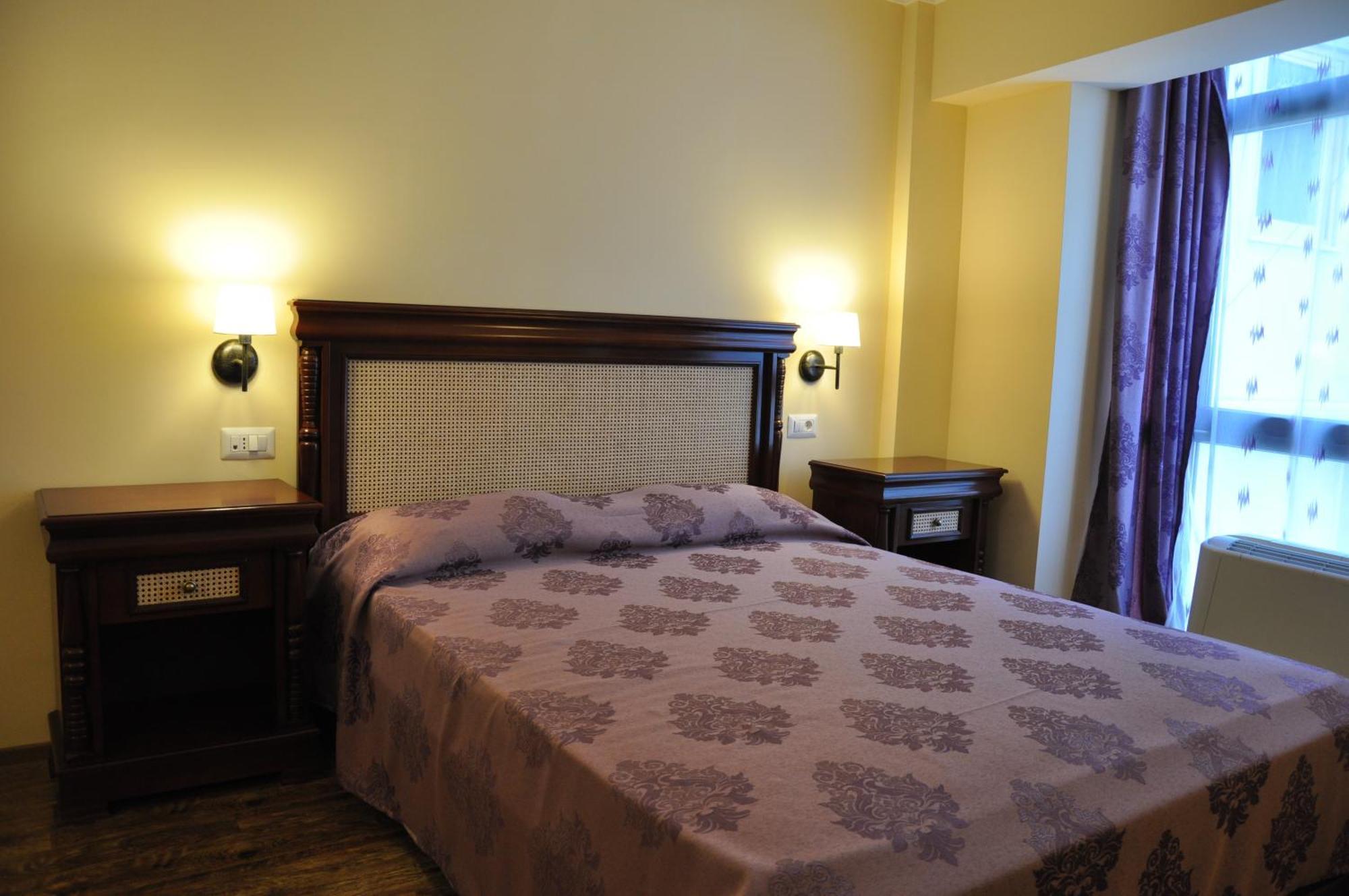 Vigo Grand Hotel Ploeszti Pokój zdjęcie