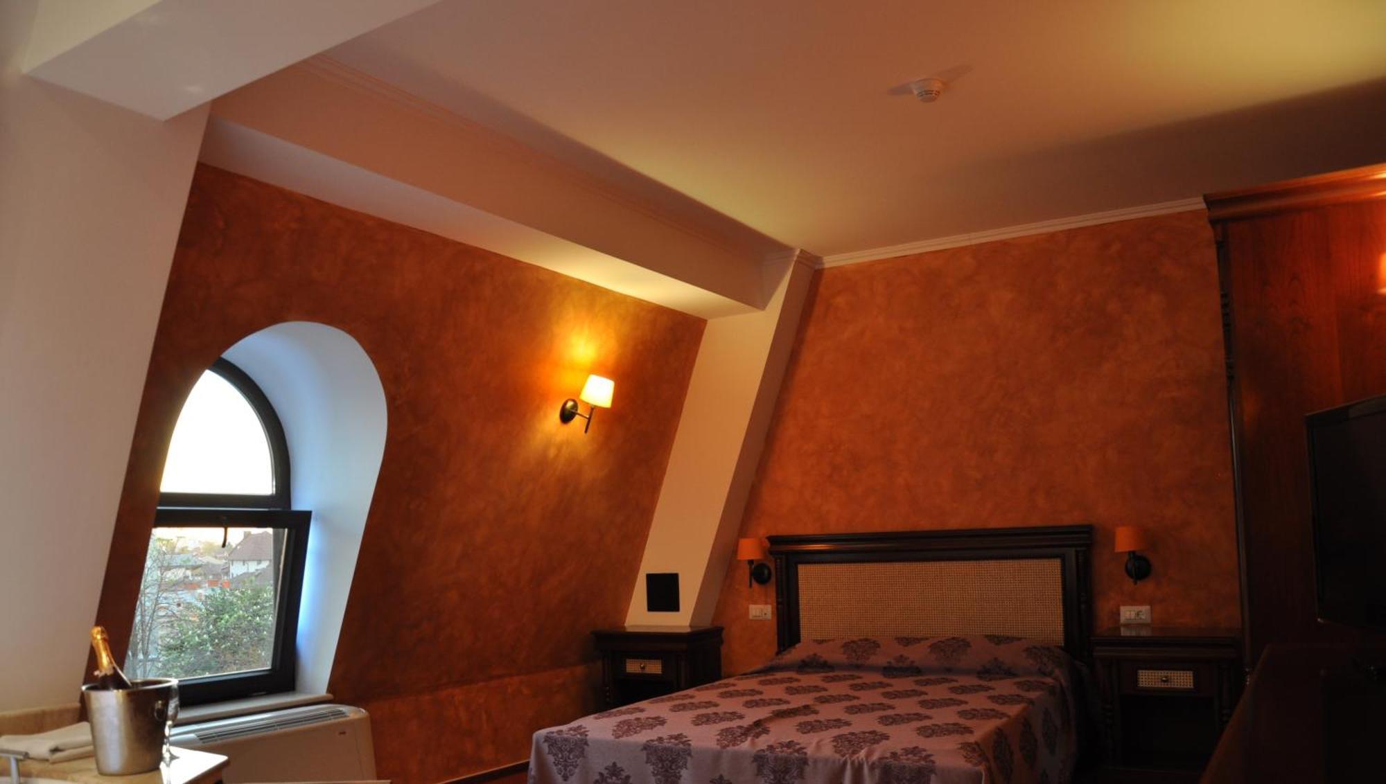 Vigo Grand Hotel Ploeszti Pokój zdjęcie