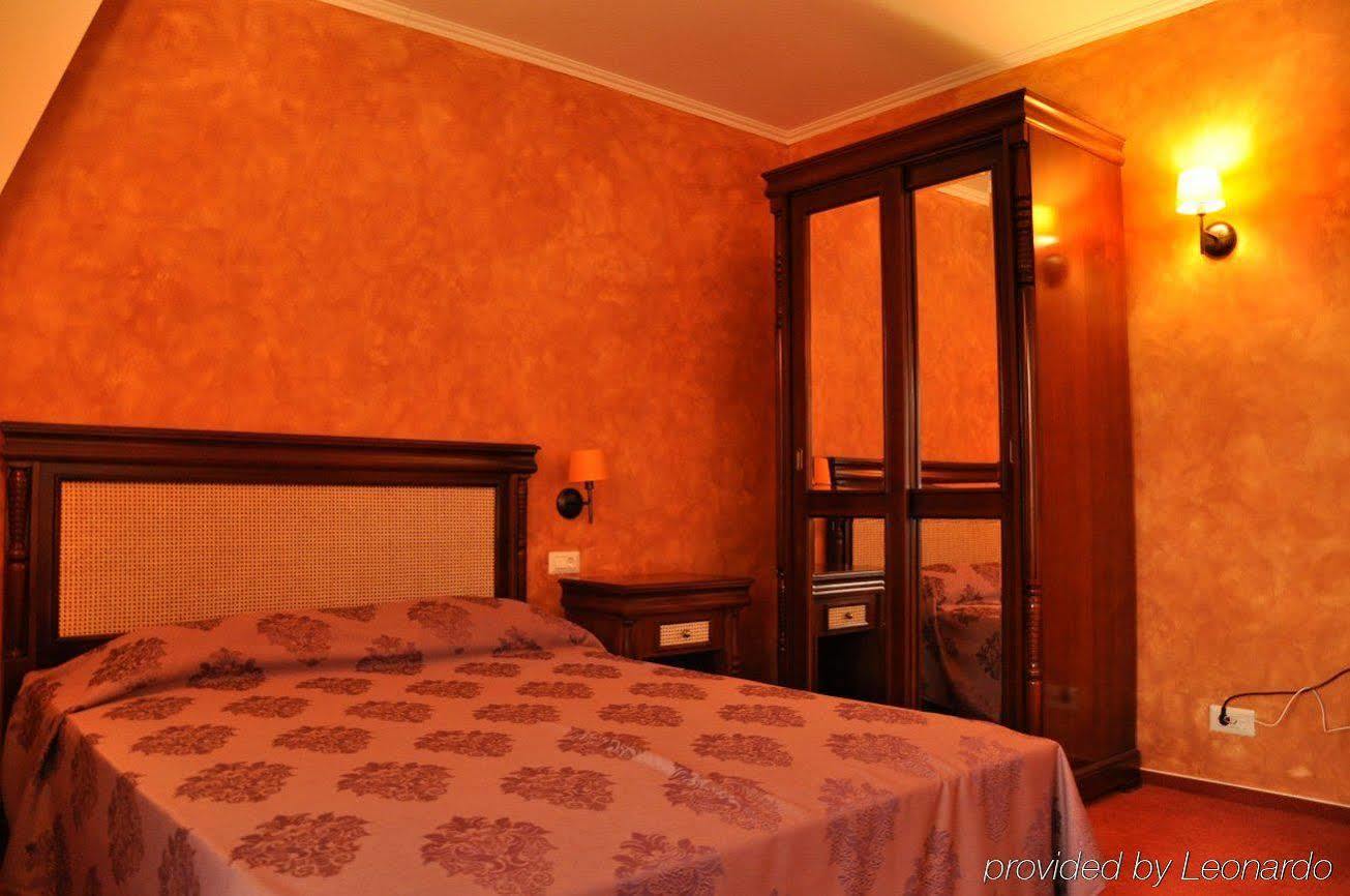 Vigo Grand Hotel Ploeszti Zewnętrze zdjęcie
